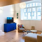 Daire Stylish Near Timeout Market *