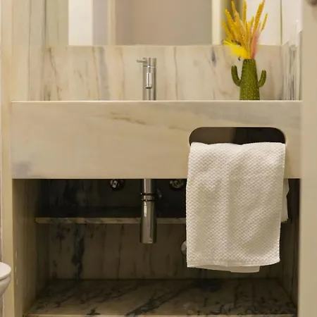 Stylish Near Timeout Market